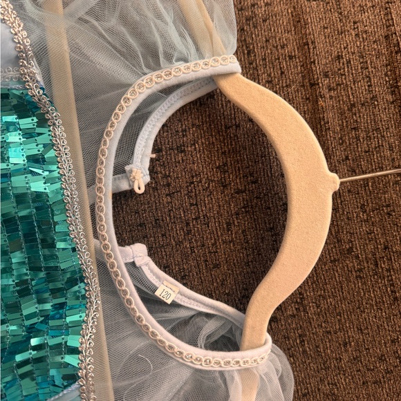 Elsa Disney Ice Princess Costume in Blue and Silver - Picture 6 of 10